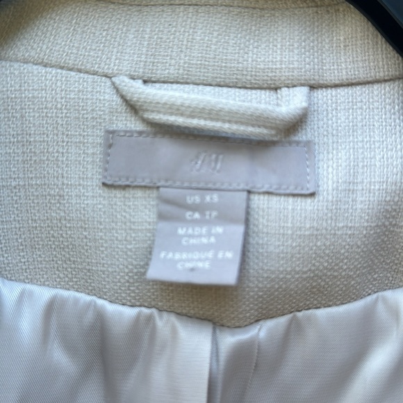 H&M off white blazer in xsmall - Picture 3 of 6